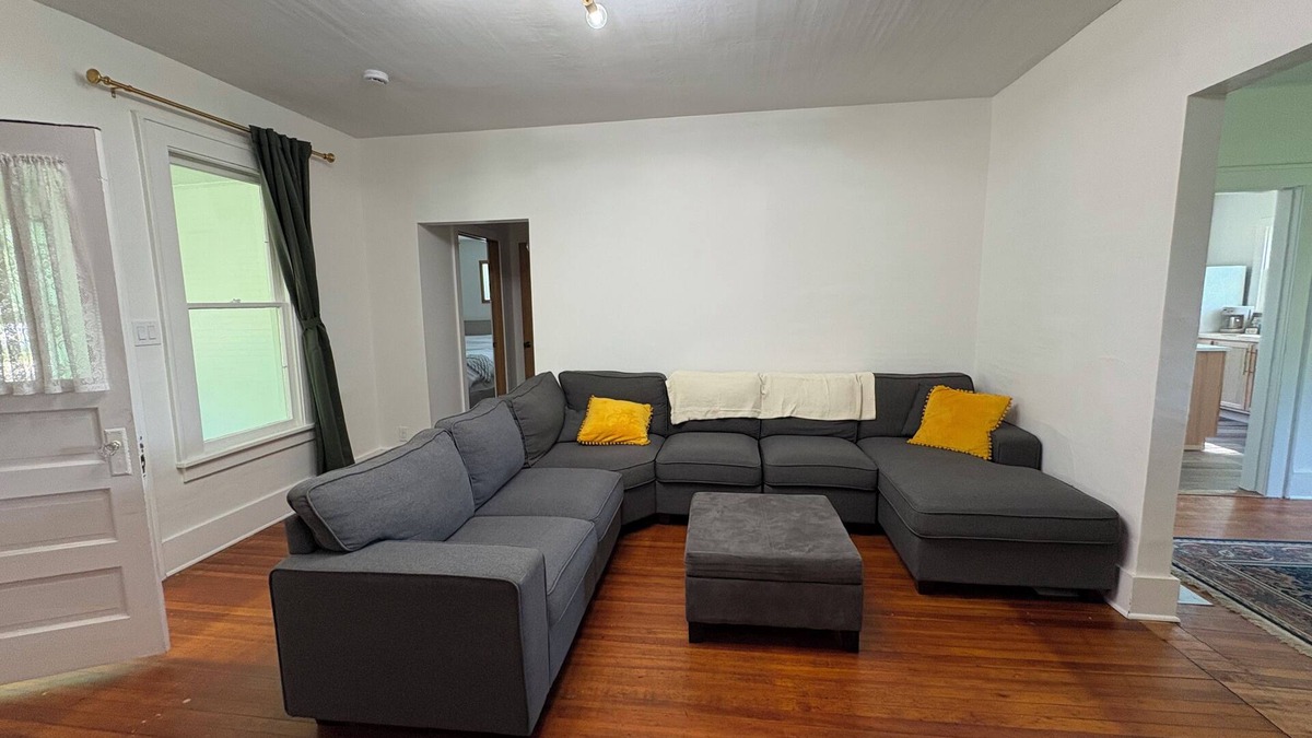 Lake Mills House | Charming 1900 home with furnished kitchen and king bed