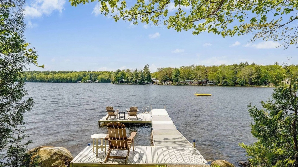 Rome Cottage | Charming 1920's lakefront cottage on Great Pond, sunsets from the dock