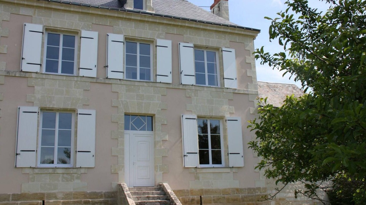 Beaumont-en-Veron Cottage | Charming 19th-Century Home in Heart of Loire Vineyards with Large Private Garden