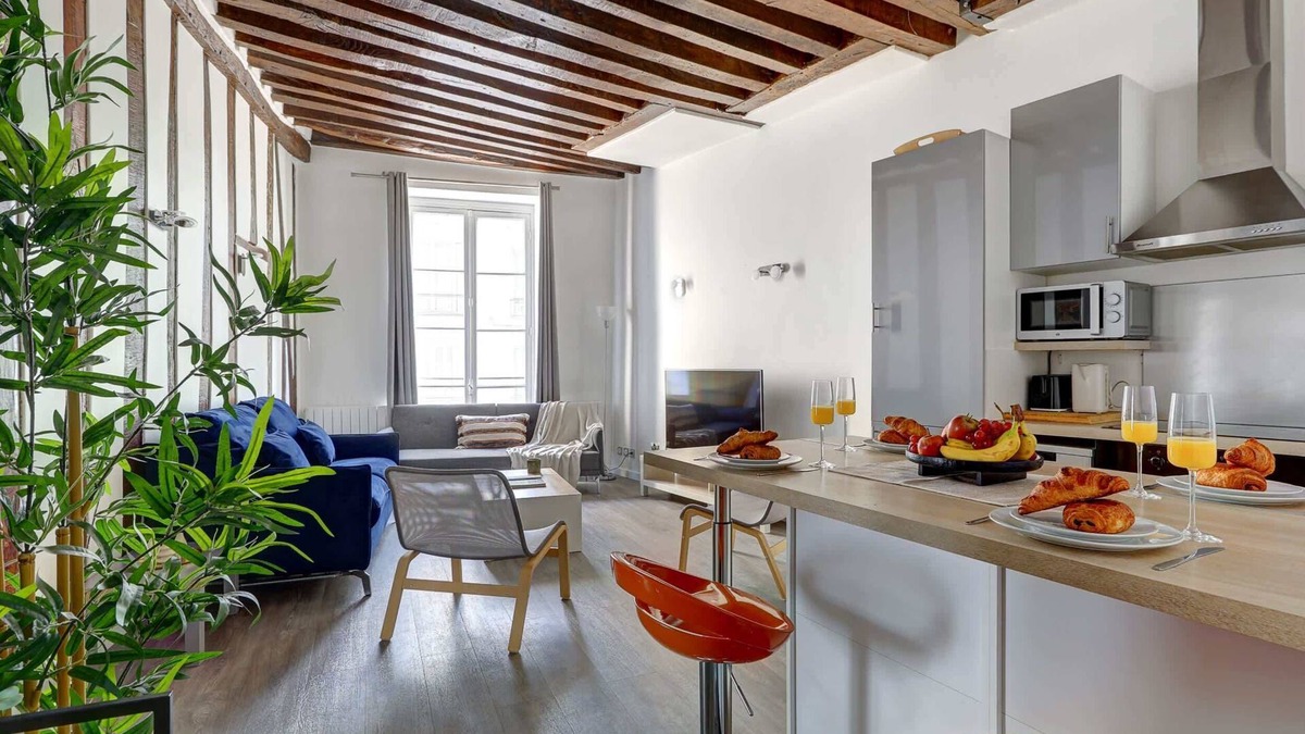 Odeon Apartment | Charming 1BR in Saint-Germain for 4 Guests