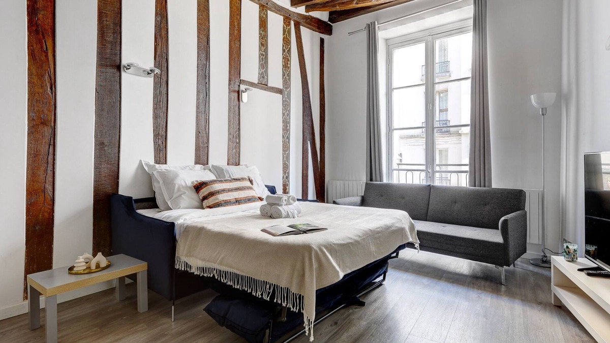 Saint-Germain-des-Pres Apartment | Charming 1BR in Saint-Germain Sleeps 4