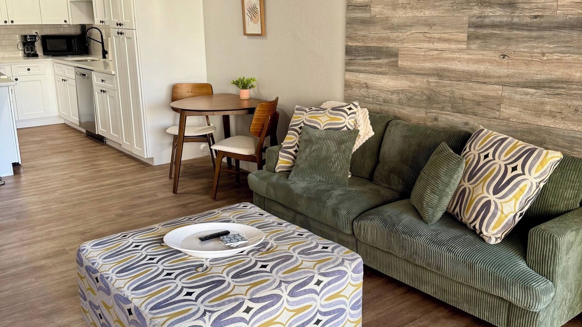 Hale Condo | Charming 1BR Retreat in Denver