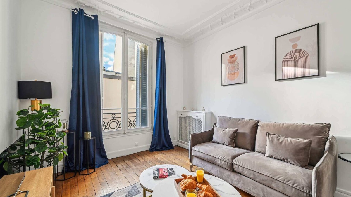 7th Arrondissement Apartment | Charming 1BR - Walk to Eiffel Tower