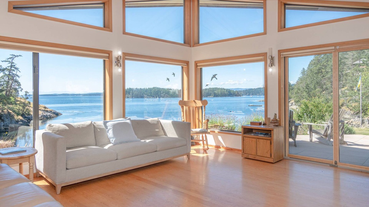 Salt Spring Island Cottage | Charming 2-bedroom cottage on Salt Spring Island with ocean view patio.