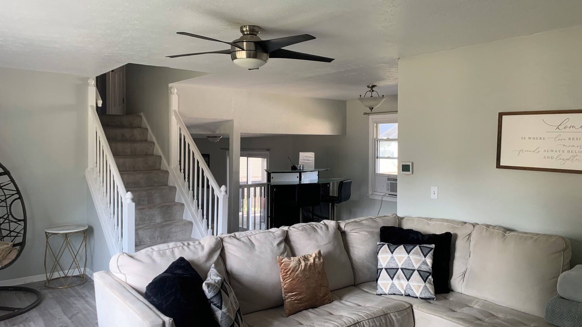 Mentor-on-the-Lake House | Charming 2-bedroom house in serene Mentor-on-the-Lake