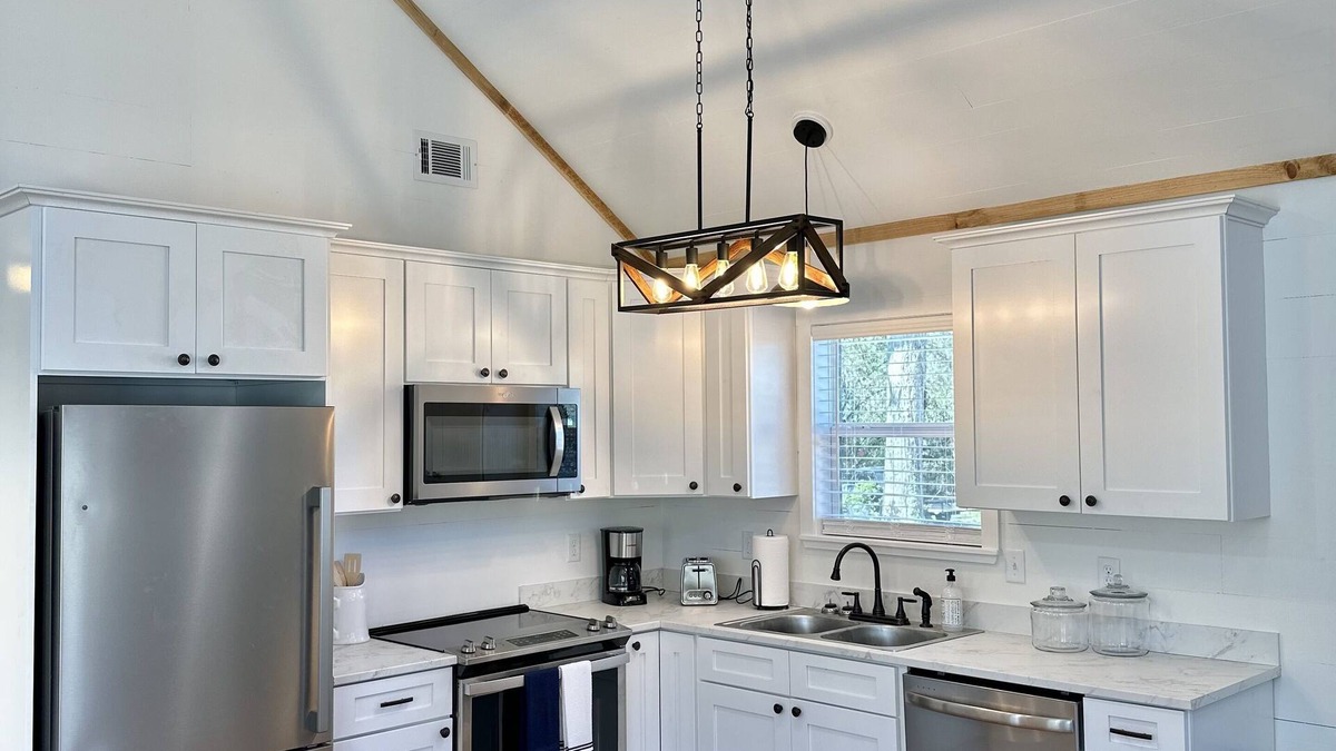 Poulan House | Charming 2-B2B Home in Poulan, GA