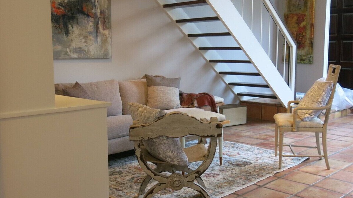 Houston House | Charming 2 bd townhome with private garden.