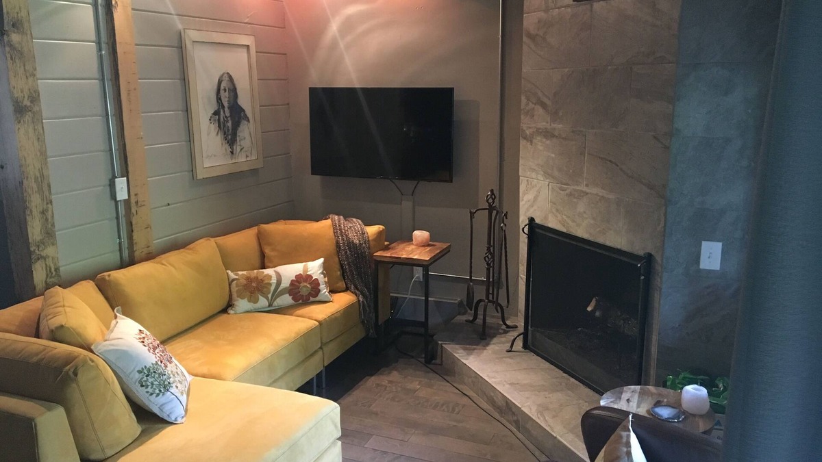 Vail Condo | Charming 2 Bdrm Condo, Peaceful Setting on Bus Line/Vail #011008