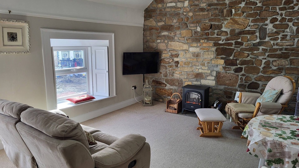 Donegal House | Charming 2-Bed Apartment in Donegal Town Centre
