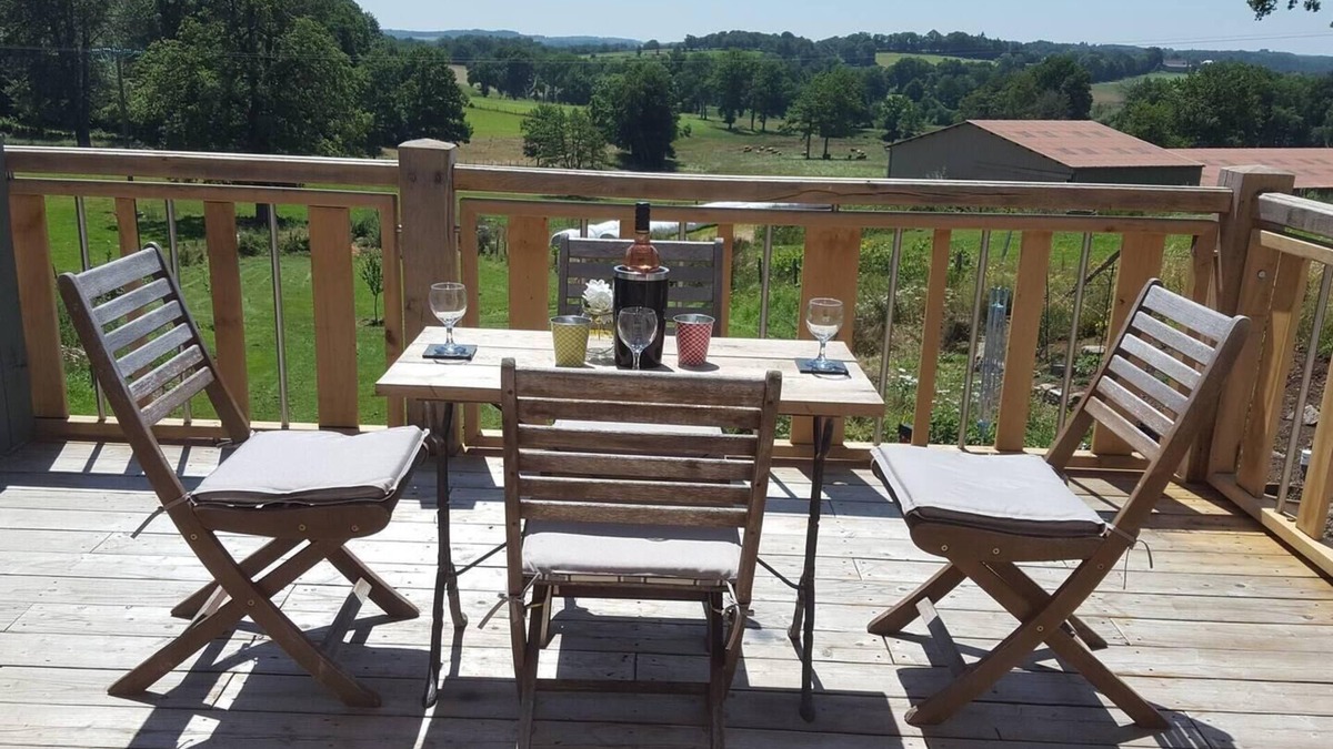 Merinchal House | Charming 2-Bed Cottage within Barn in Merinchal