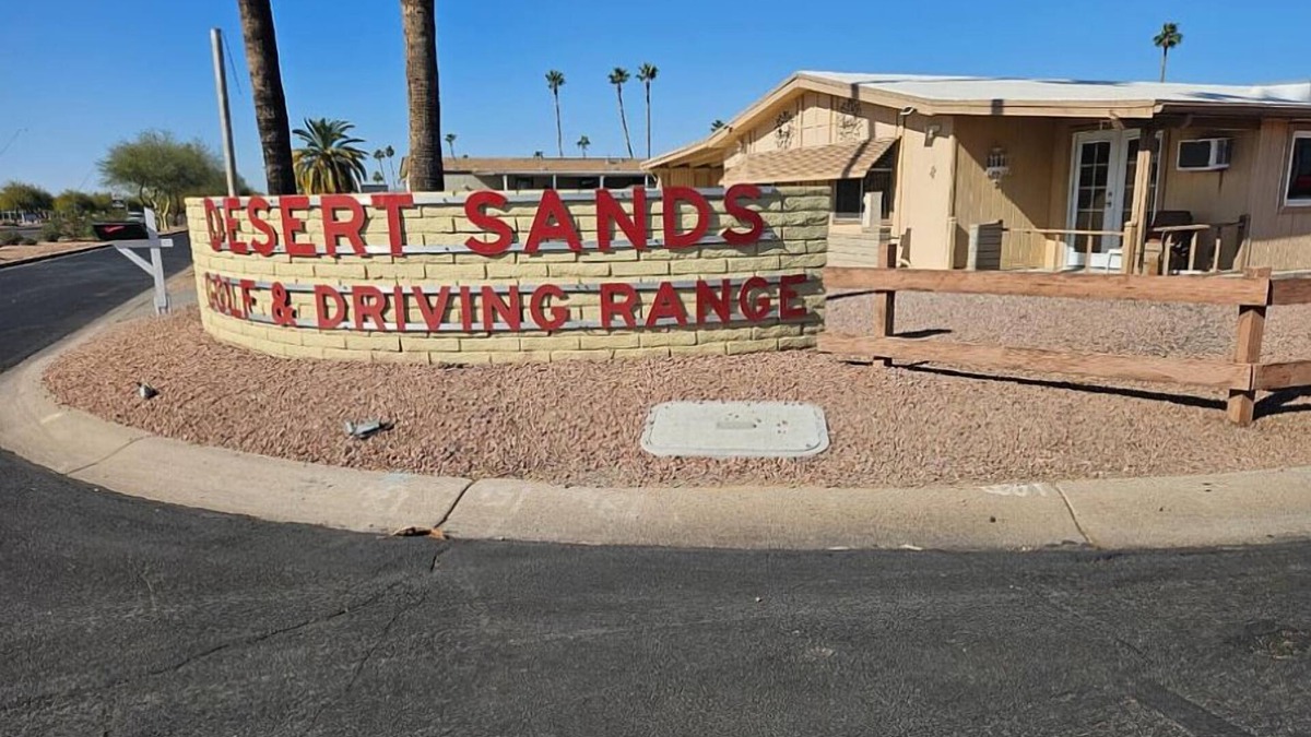 Superstition Springs House | Charming 2-bed mobile home with AC, WiFi in Mesa golf course community, all-age.