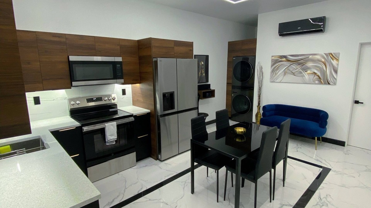 West Valley City House | Charming 2-bedroom house with AC, WiFi in delightful West Valley City