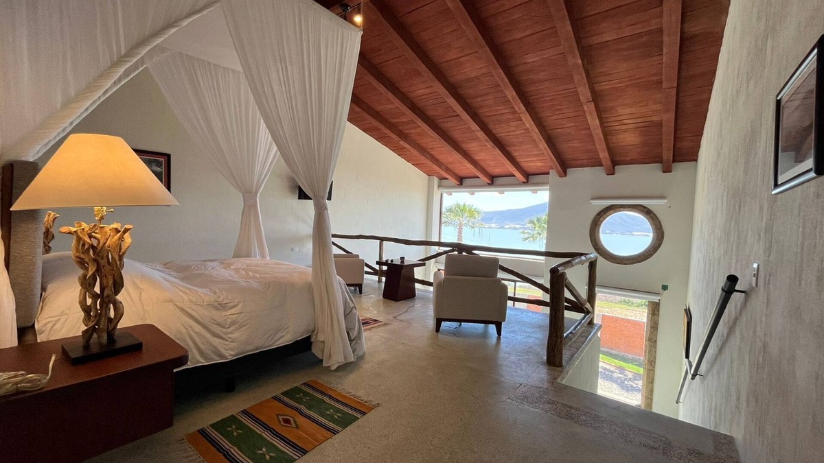 Raquet Club Apartment | Charming 2-bedroom apartment with AC, WiFi in fabulous San Juan Cosalá, kitchen