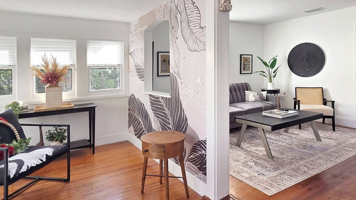 Northwood Shores Cottage | Charming 2-bedroom Cottage Close to Downtown and the Beach No. 1