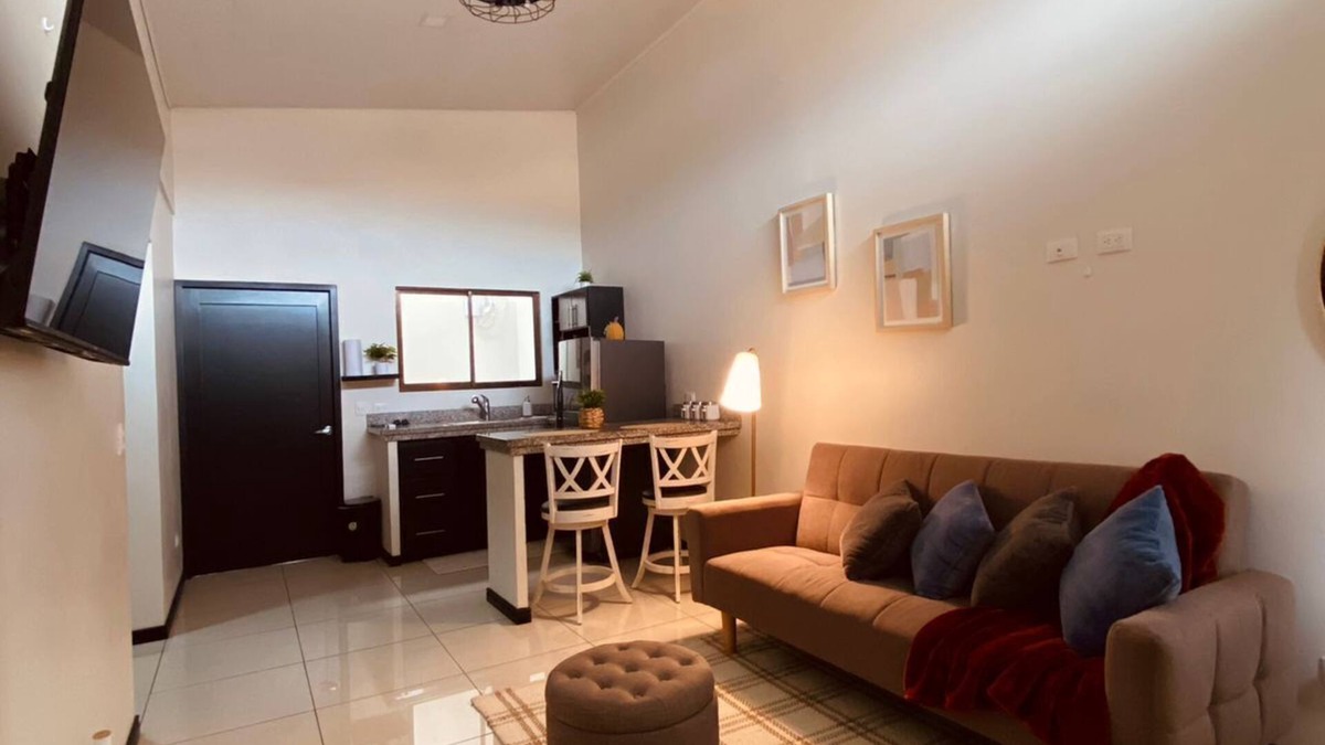 Quesada Apartment | Charming 2-bedroom apartment in gorgeous Ciudad Quesada with WiFi, AC