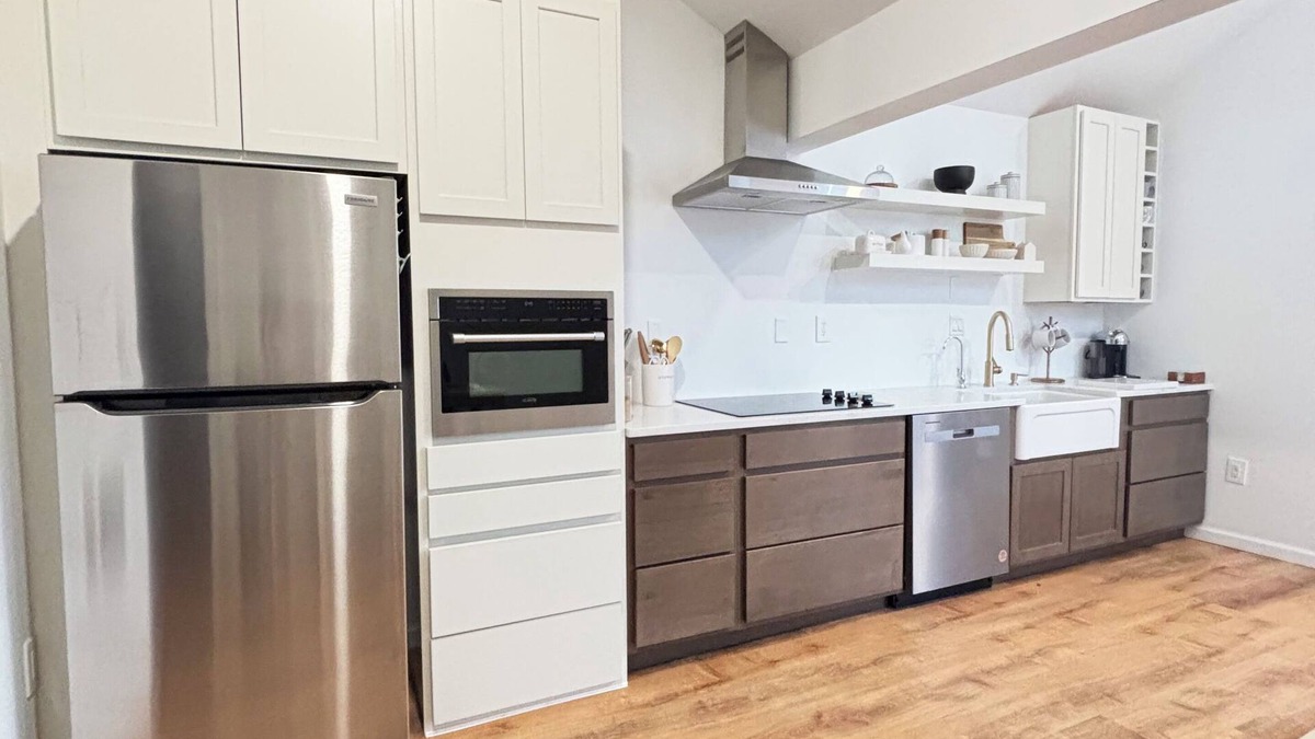 Brodheadsville Apartment | Charming 2-bedroom apartment with AC, WiFi in lovely Poconos