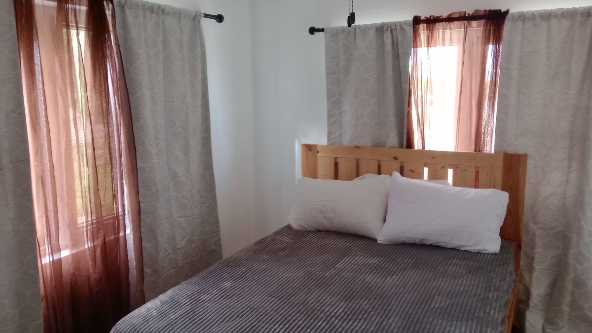 Marsh Harbour Apartment | Charming 2-bedroom apartment on Crockett Drive/Roderick Corner