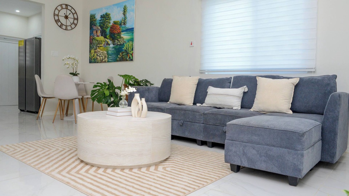 Little London House | Charming 2-bedroom bungalow in Little London with WiFi, AC