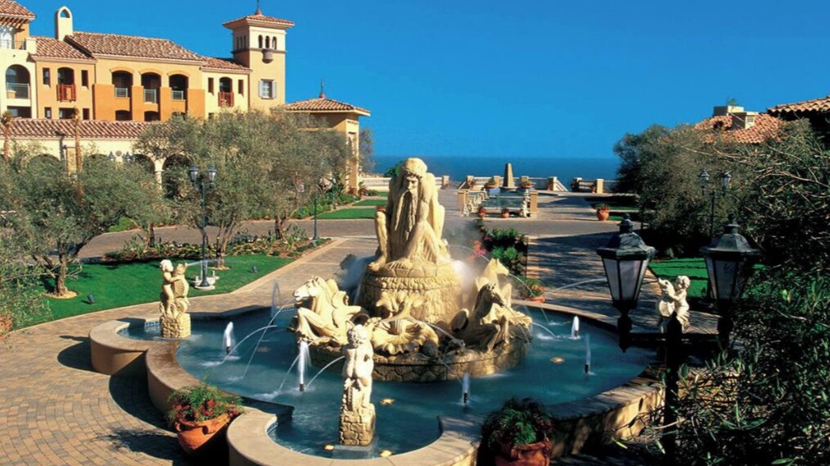 Newport Coast Villa | Charming 2-bedroom villa Ocean views, pool, fitness room, WiFi - Newport Beach.