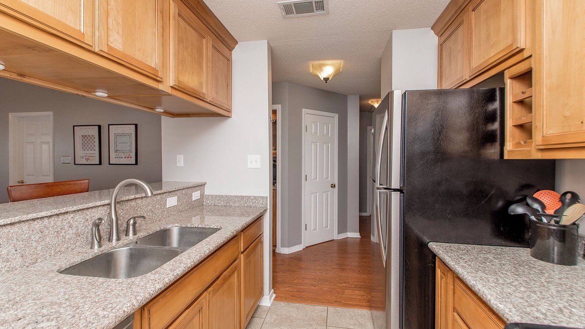 Hammond House | Charming 2-bedroom, 2bath home in lovely Hammond