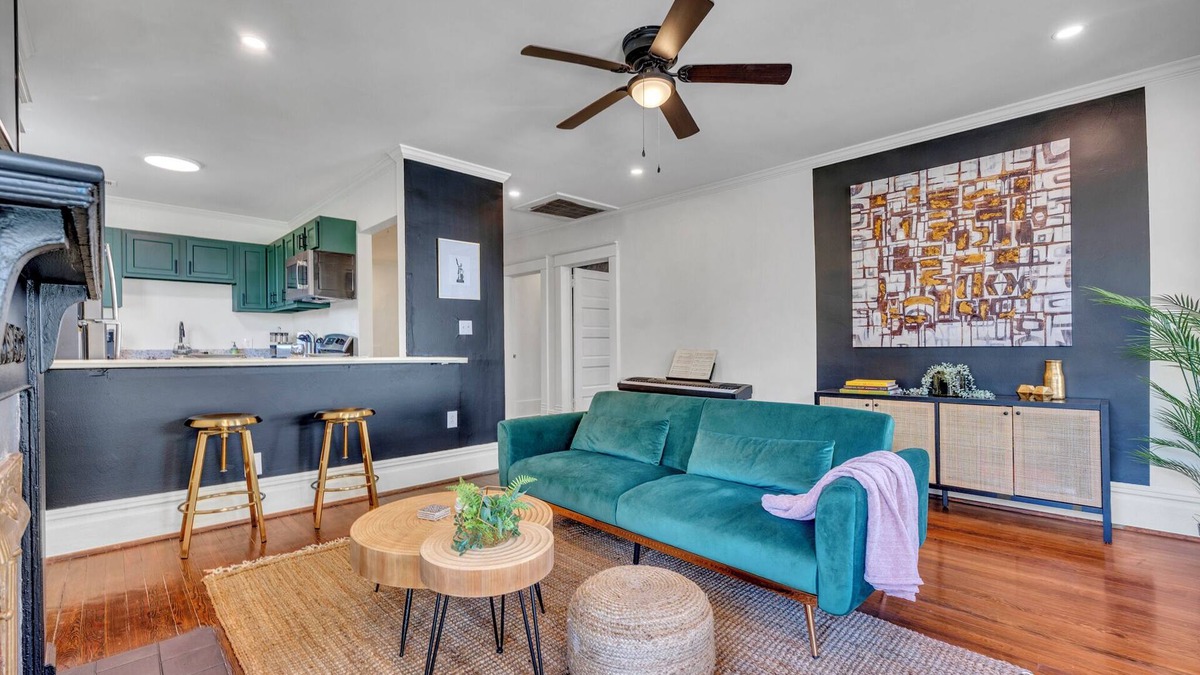 Five Points South Apartment | Charming 2-bedroom apartment in the heart of Birmingham