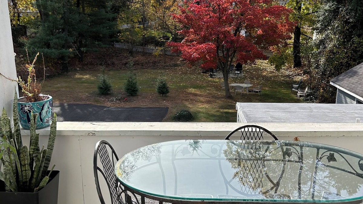 Morristown Apartment | Charming 2-bedroom apartment with WiFi, AC in tranquil Morristownn