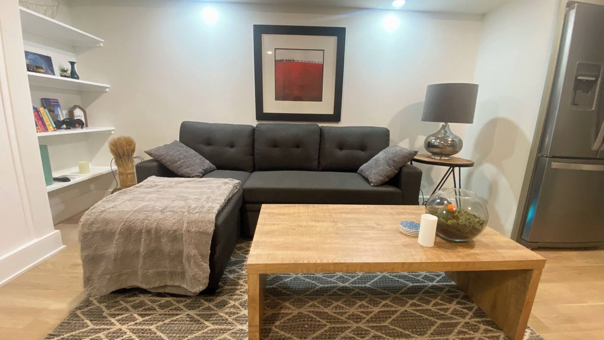 Near Northeast Apartment | Charming 2-bedroom apartment with AC, WiFi in brilliant Washington