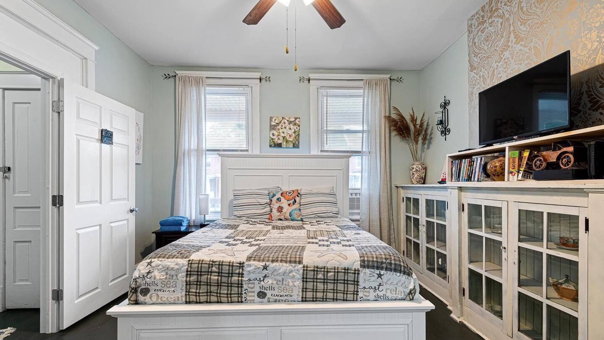 Wilmington Apartment | Charming 2-bedroom apartment, Perfect for long stays, close to I-95