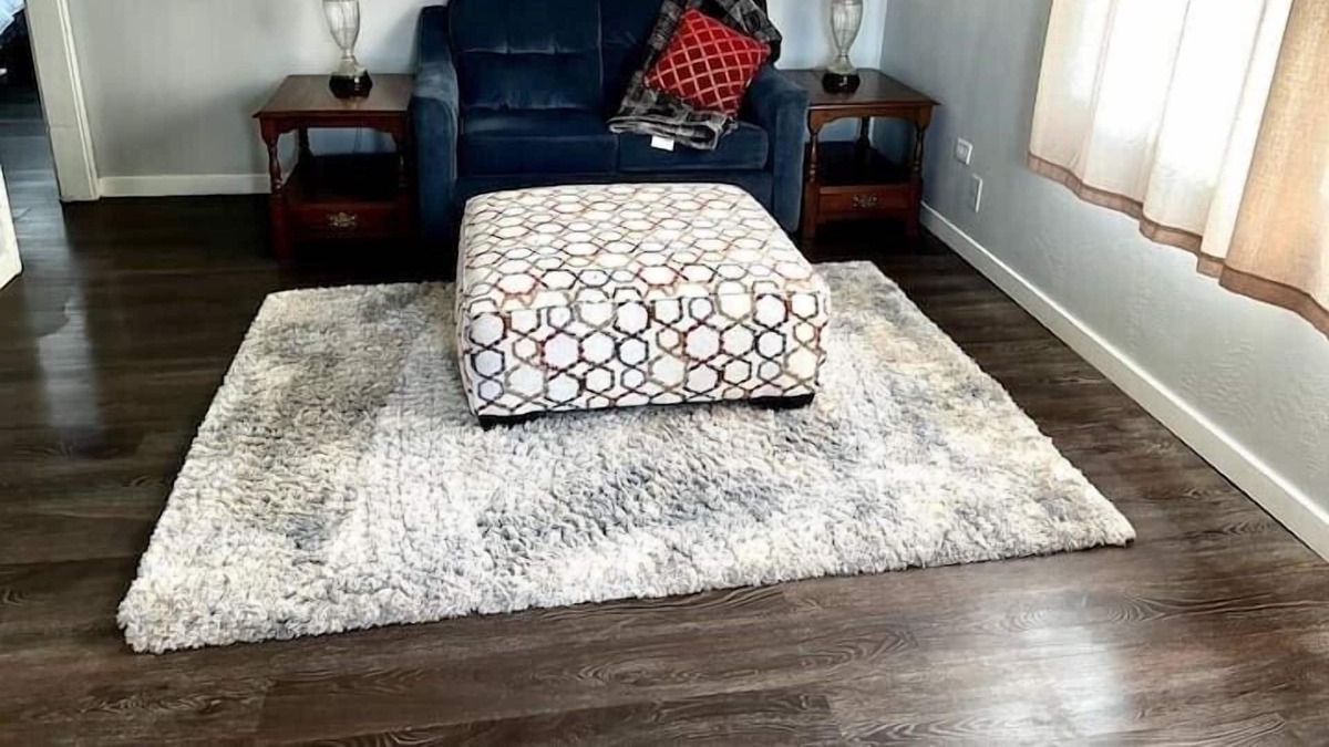 Manitowoc Apartment | Charming 2 Bedroom Apt in Manitowoc!