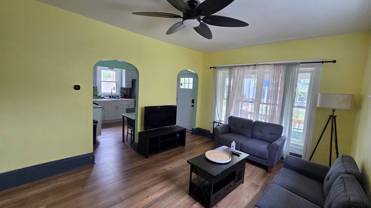 Rochester Apartment | Charming 2-bedroom apartment in terrific Rochester with WiFi