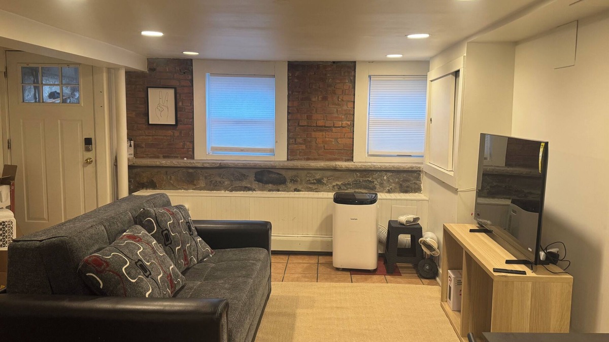 Greenwood Apartment | Charming 2-bedroom apartment in Brooklyn with WiFi, close to Manhattan
