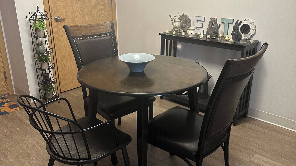 Nassau Bay Apartment | Charming 2-bedroom apartment with AC, full fitness room in Houston