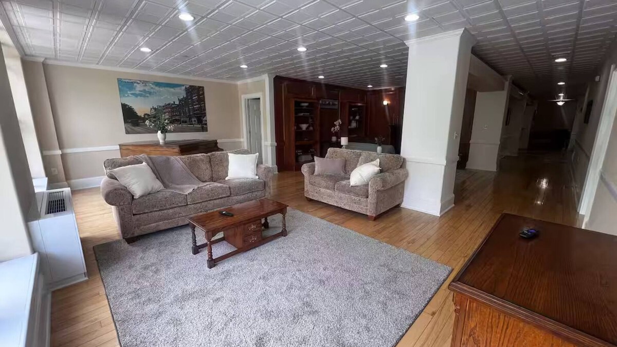 Keene Apartment | Charming 2-bedroom apartment in Keene with WiFi and AC