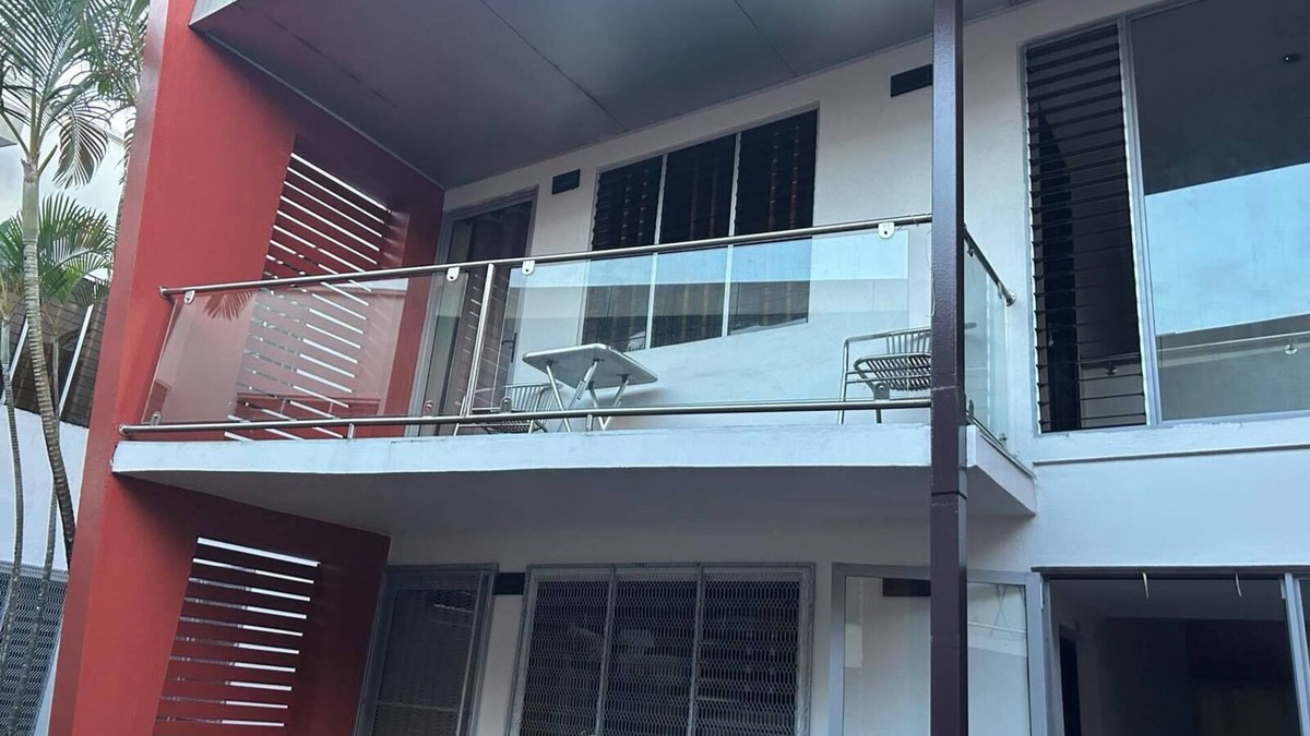 Suva House | Charming 2-bedroom apartment with AC, WiFi in brilliant Suva