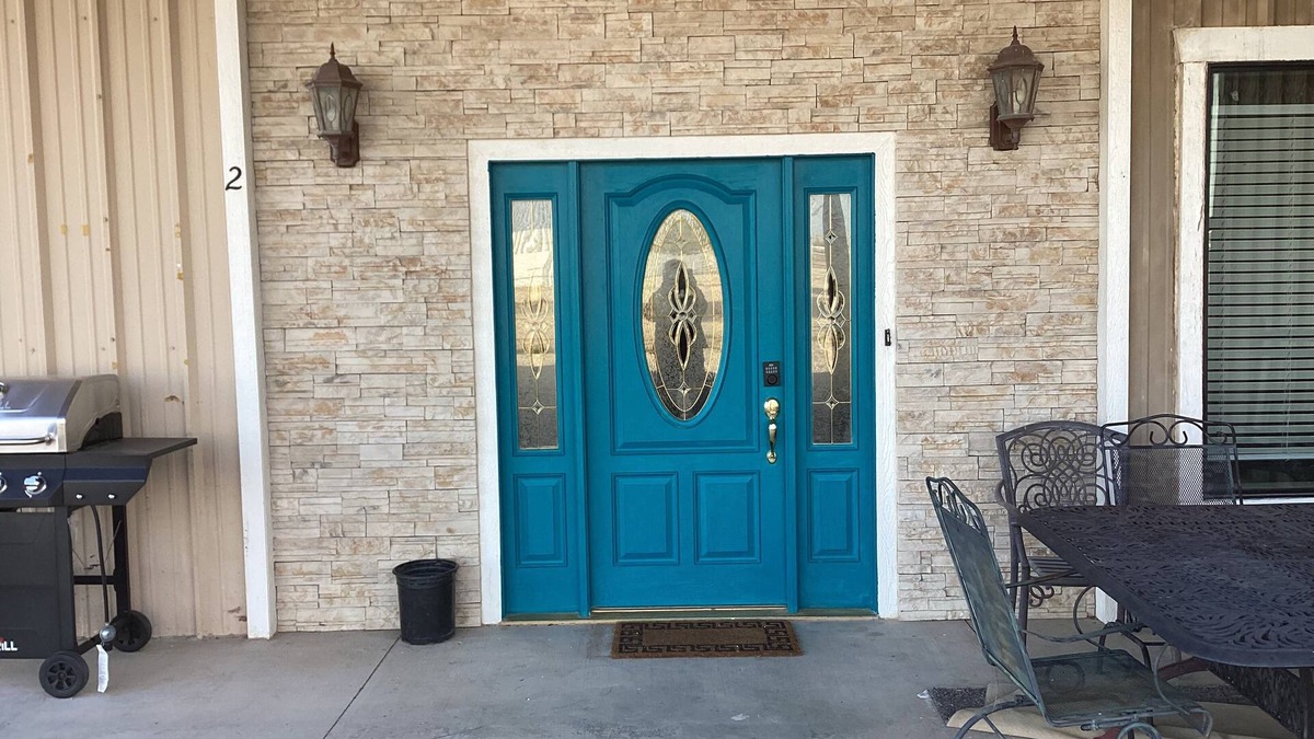 Hobbs House | Charming 2-bedroom building in Hobbs with WiFi and AC