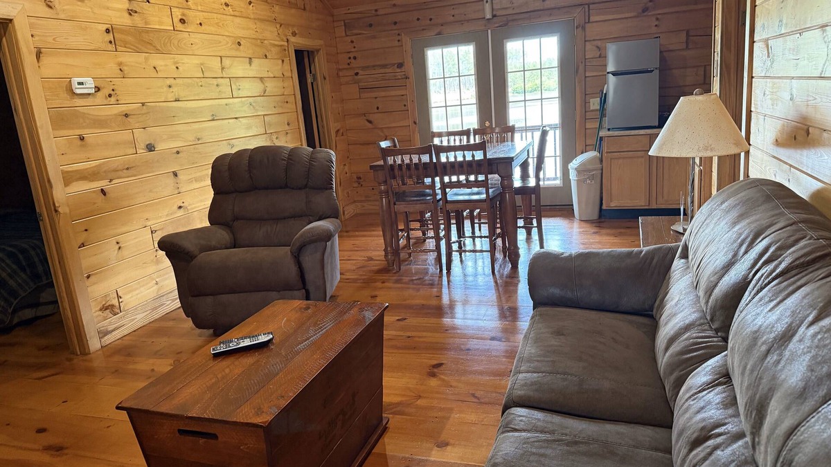 Twin City Cabin | Charming 2-bedroom cabin with AC and WiFi in delightful Twin City, GA.