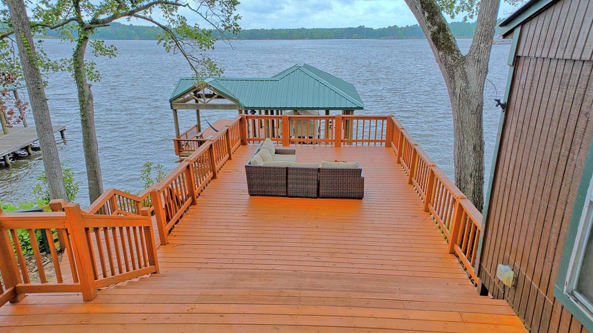 Hemphill Cabin | Charming 2 bedroom cabin on Toledo Bend