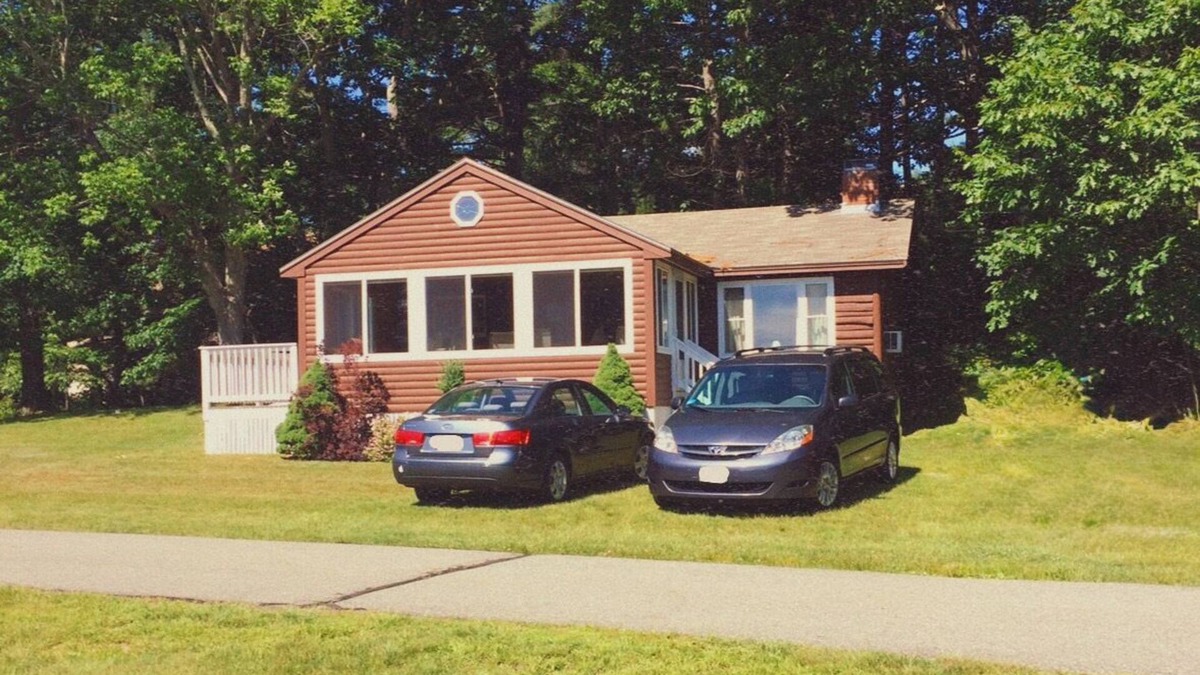 Ogunquit - Wells Cabin | Charming 2-bedroom cabin with WiFi, AC in tranquil Ogunquit