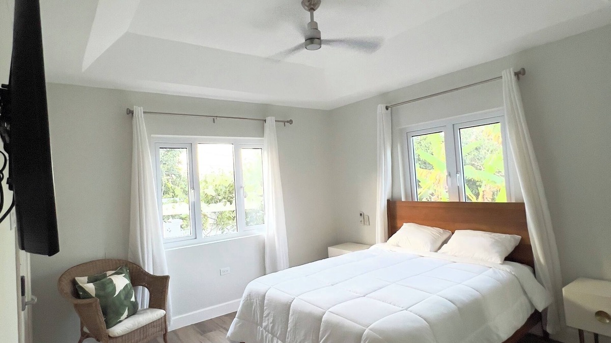 Ocho Rios Cottage | Charming 2-bedroom cottage in Ocho Rios with AC