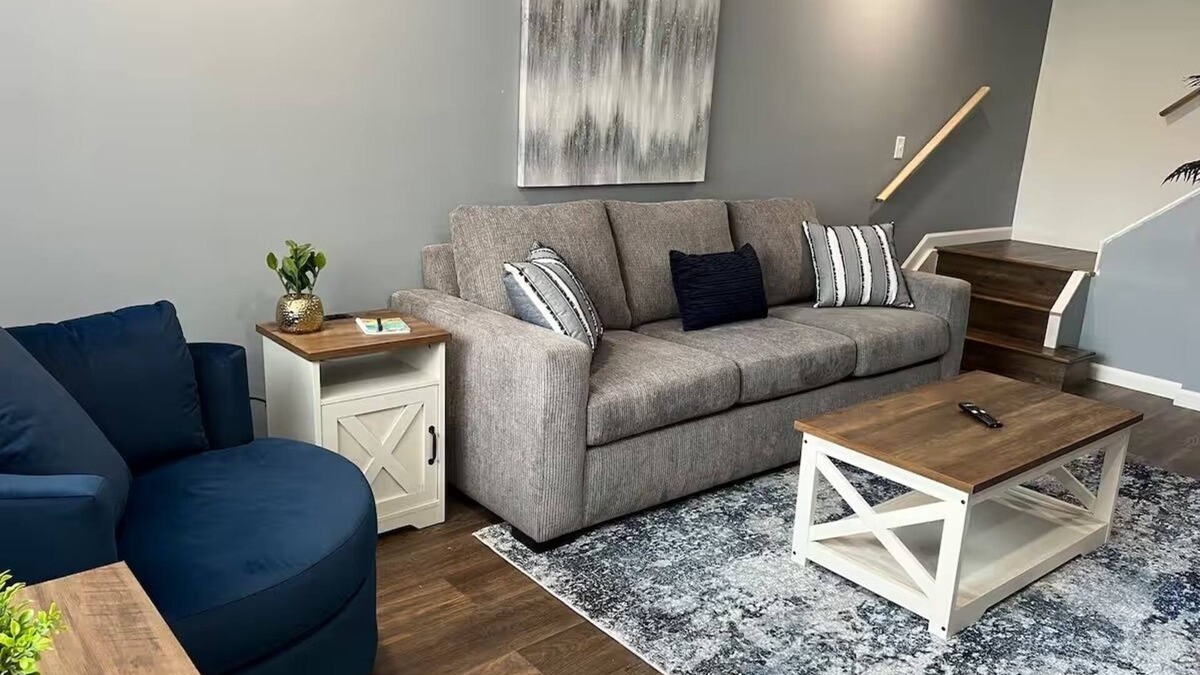Flat Rock Condo | Charming 2-bedroom condo in fantastic Flat Rock with WiFi, AC