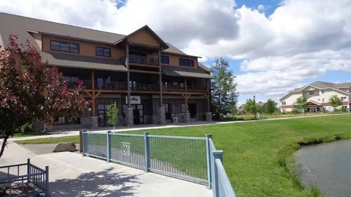 Bozeman Condo | Charming 2-bedroom condo in wonderful Belgrade with lots of outdoor activities!