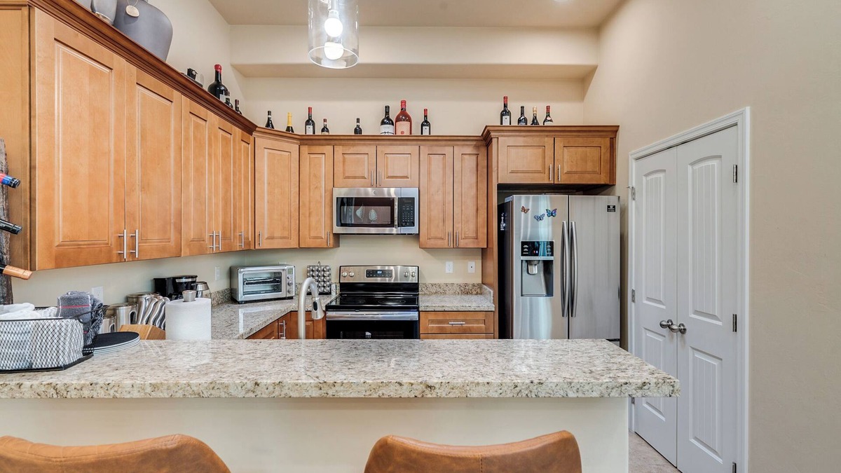 Tumacacori Condo | Charming 2-bedroom condo in delightful Tubac. Central to all the activities.
