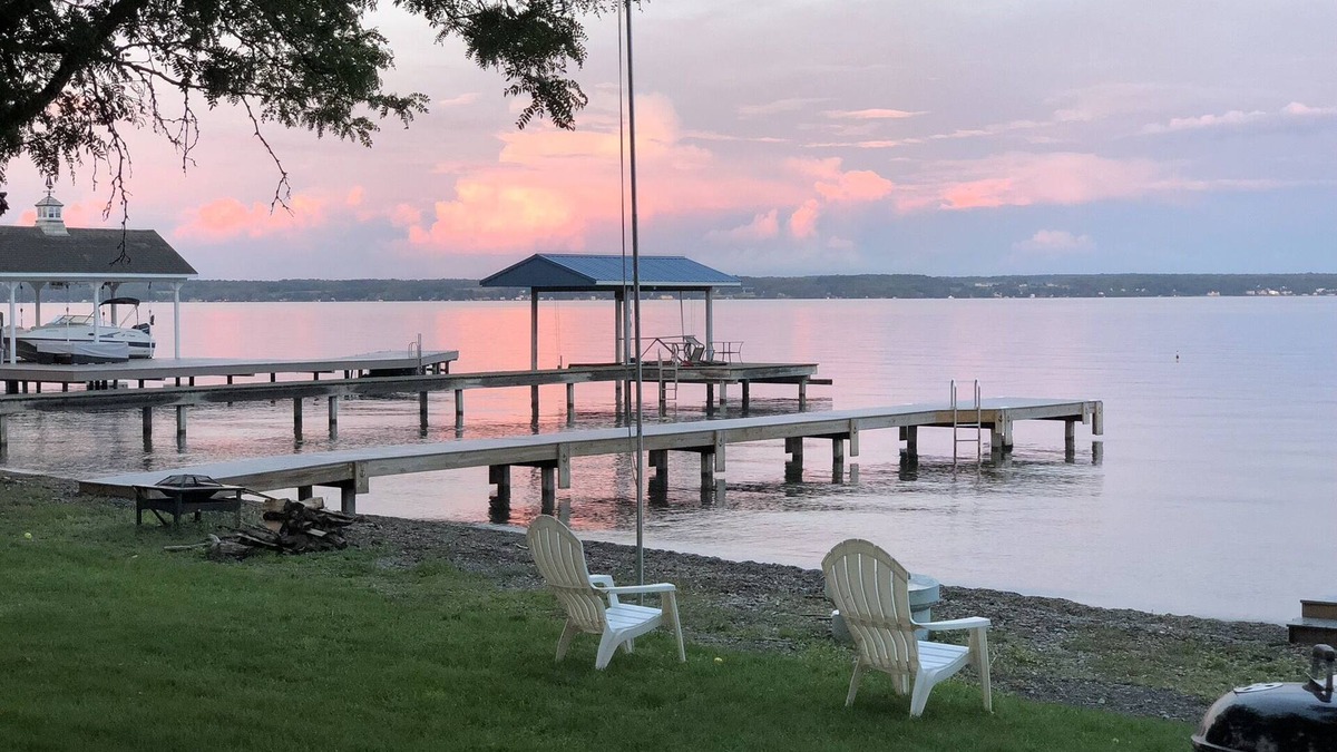 Town of Benton Cottage | Charming 2-bedroom cottage on Seneca Lake, with WiFi, AC, level beach frontage