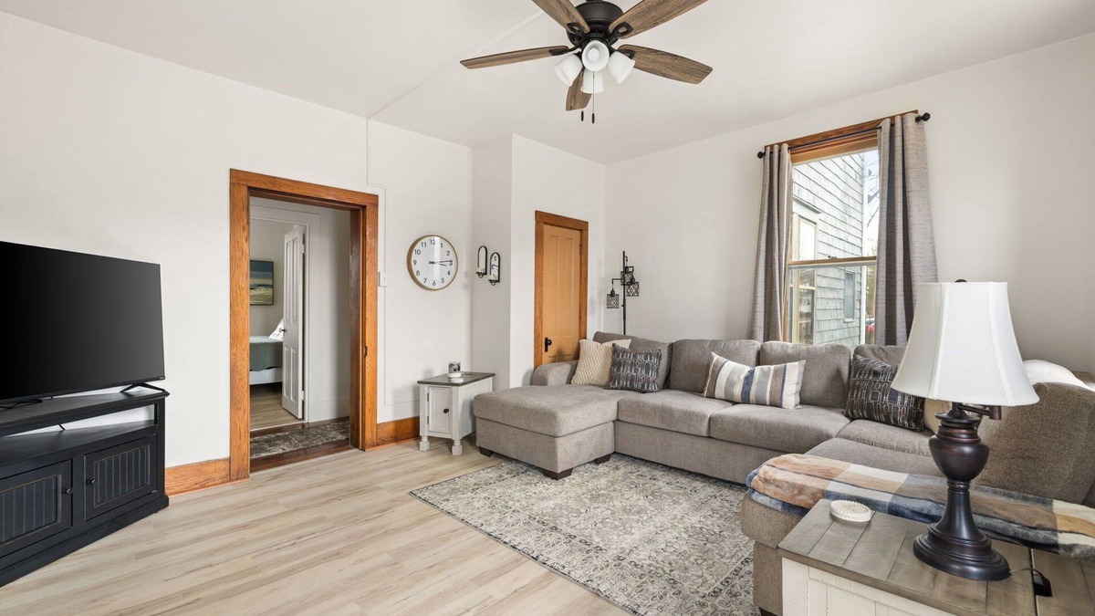 Muncy Apartment | Charming 2-bedroom duplex on 1st floor in brilliant Muncy with AC window units