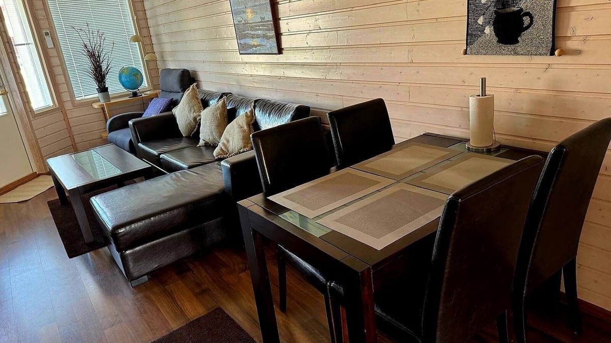 Rauha Villa | Charming 2-bedroom villa with balcony & living room and AC in Lappeenranta,