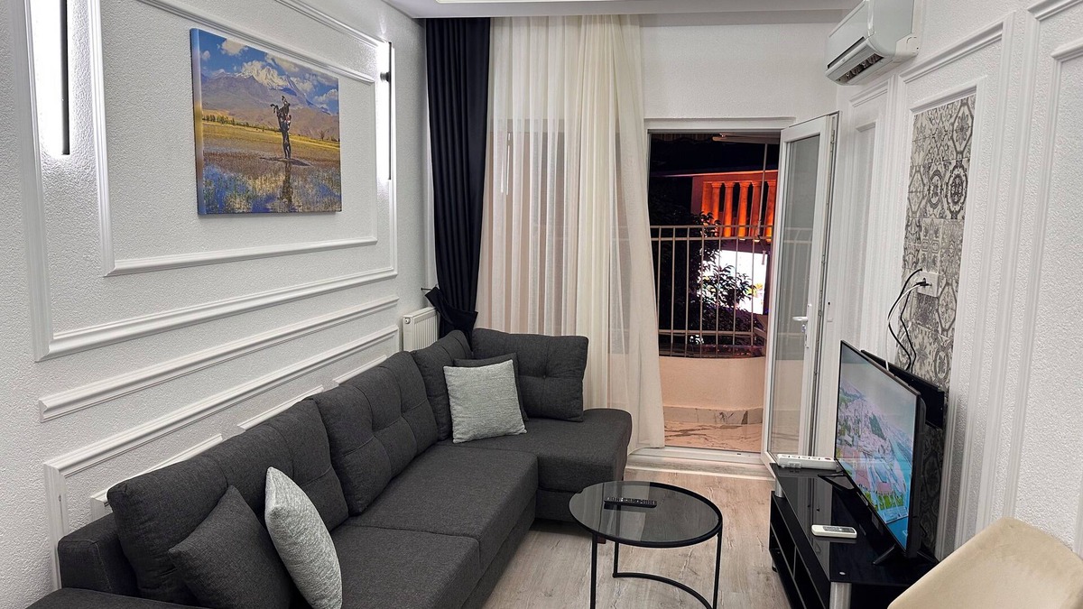 Sultanahmet Apartment | Charming 2 bedroom Flat with Turkish Hammam Near Blue Mosque and Hagia Sofia
