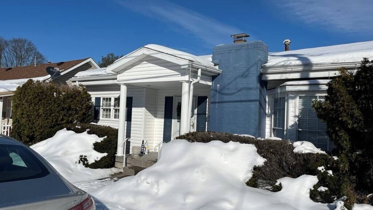 Buckhannon House | Charming 2-bedroom house with AC, WiFi in Buckhannon