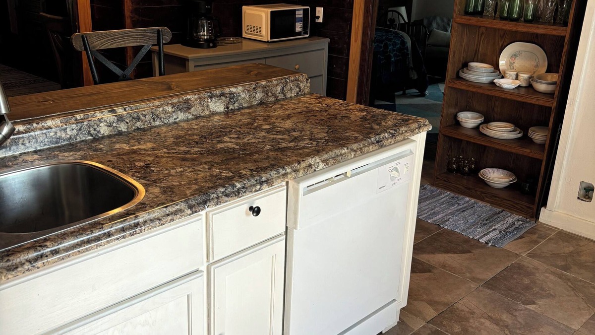Franklin House | Charming 2-bedroom house w WiFi and AC in Franklin located near Ranch ball park