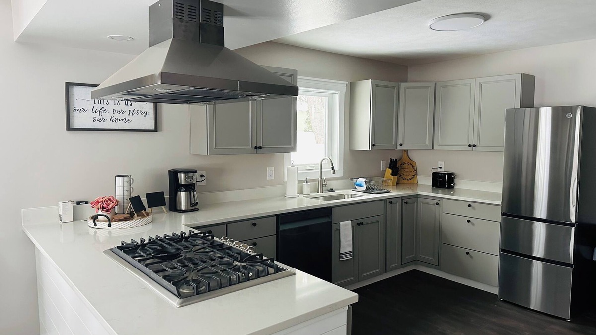 Sherrill House | Charming 2-bedroom house in Sherrill