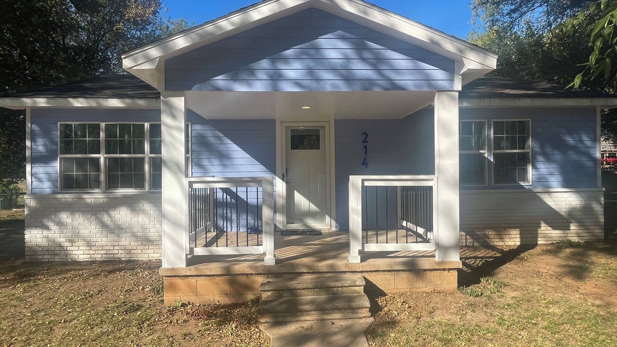 Wanette House | Charming 2-bedroom house with AC and WiFi in lovely Wanette